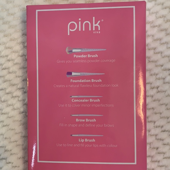 2/$20 Unicorn Vibes Brush Set *Host Pick* - Picture 4 of 4